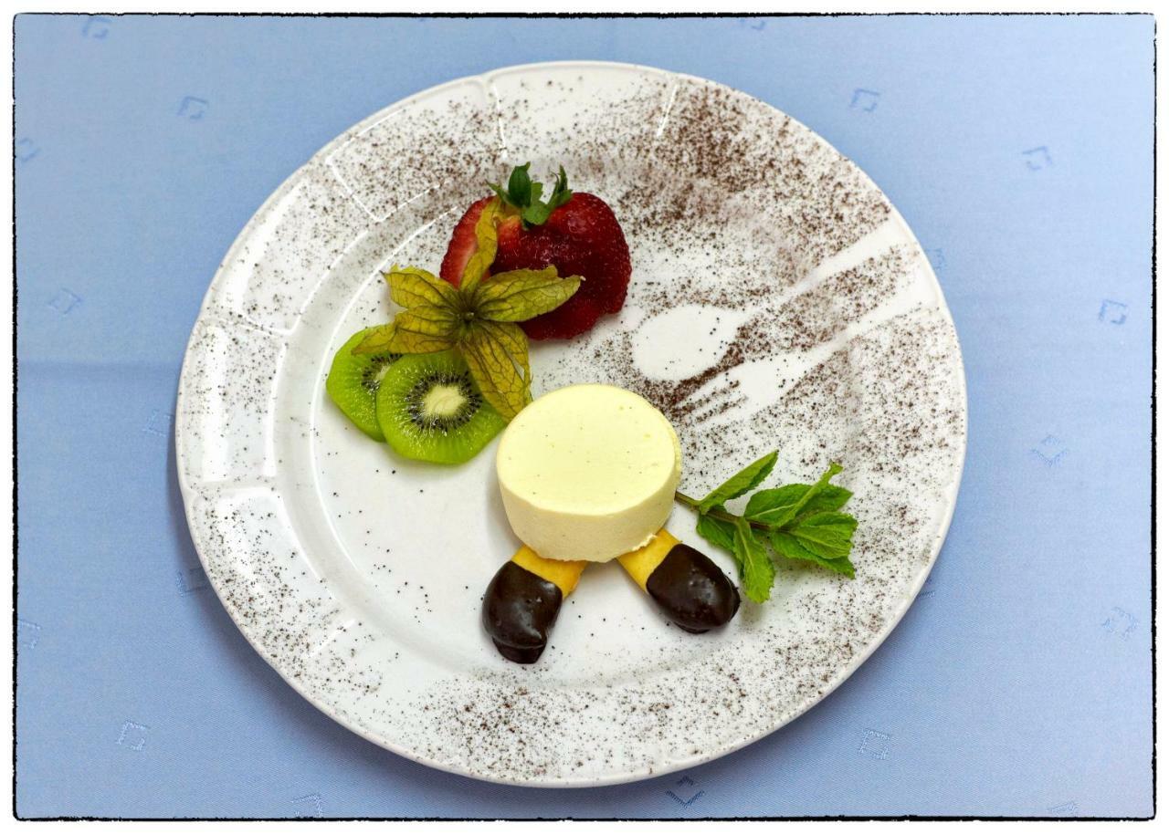 Hotel-Gasthof Krone-Lax Scheinfeld Luaran gambar